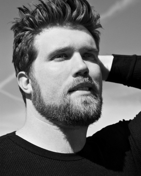 "Brawn" la división Plus Size de la agencia IMG Models abanderada por Zach Miko, un modelo de altura