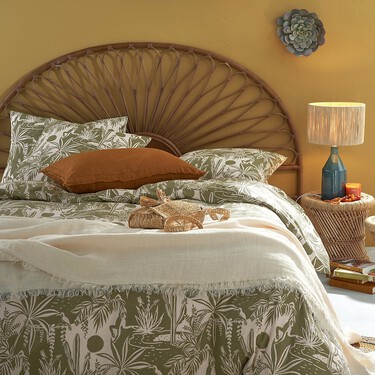 Por qué es tan importante orientar la cama de esta forma en la habitación y otras seis claves para renovar el dormitorio