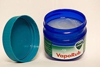 Los riesgos del Vicks Vaporub en niños menores de 2 años