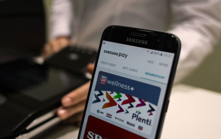 La batalla de los sistemas de pago vía móvil se anima: Alibaba y Samsung unen fuerzas