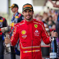 "Está firmado". Carlos Sainz parece que está muy cerca de fichar por Mercedes como sustituto de Lewis Hamilton en F1 