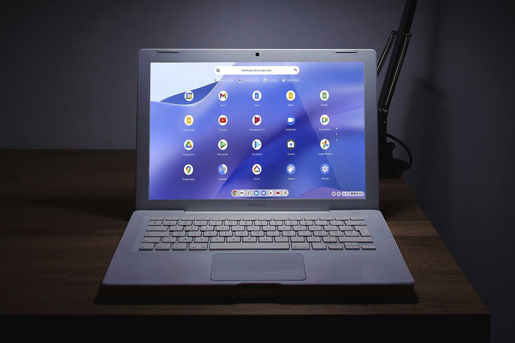 Tu viejo portátil puede tener una nueva vida: Chrome OS Flex o una distro Linux ligera son grandes opciones para ello 