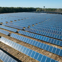España puede llegar a 2050 sólo con energías renovables. Si invierte 400.000 millones de euros, claro 