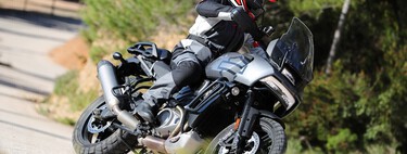 
El freno motor puede arruinar tu moto si no lo haces bien, pero hay un truco infalible para evitarlo