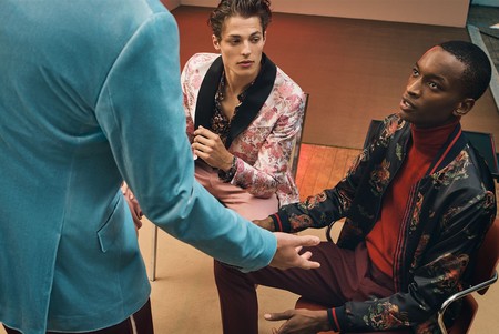 Zara se inspira en Gucci para vestirse de fiesta ¡y nos encanta!