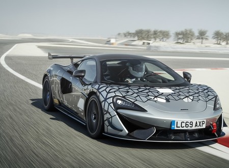 McLaren 620R: La bestia sale de la pista pero sólo 350 aventurados serán capaces de dominarla