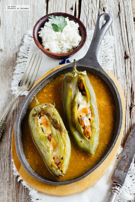 Chiles rellenos de mariscos. Receta