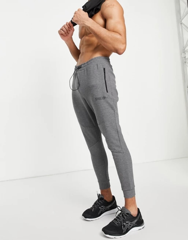 Joggers en color gris