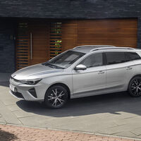 Si buscas un coche eléctrico para toda la familia pero no quieres un SUV, este cuesta 25.000 euros y tiene un gran maletero