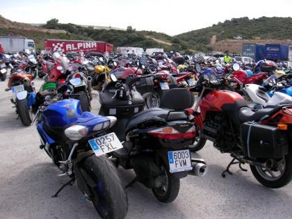 El RACE pide mejoras en las infraestructuras para reducir de forma real los accidentes de motos