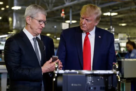 Tim Cook Y Donald Trump