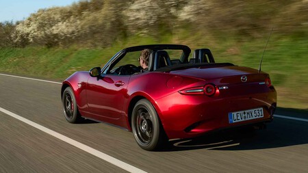 Mazda Soul Red Crystal Mazda MX-5