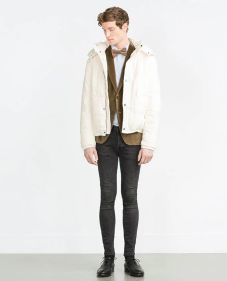 ¿Te atreves a llevar pajarita con looks más informales?