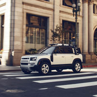 Los Land Rover Defender 90 y 110 ya tienen precio España: desde 54.980 euros para este mítico todoterreno con tintes de SUV
