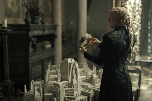 Emma D'Arcy y el creador de 'La casa del dragón' explican el final de la temporada 3 y adelantan lo que está por venir: "A algunas personas las destruye el poder" 