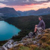 Decathlon tiene la mochila de senderismo más cómoda y completa que estábamos buscando para hacer las mejores rutas de otoño