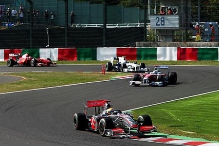 f1_duelo-por-la-segunda-y-tercera-plaza-de-hamilton-y-trulli-en-suzuka.jpg