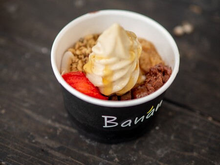 Es tiempo de yogurt helado. ¡Cuidado con los toppings!