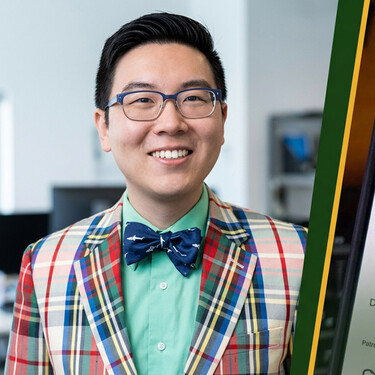 Los médicos le dieron tres horas de vida. Tras dos años jugando en el hospital, hoy dirige un estudio de videojuegos millonario