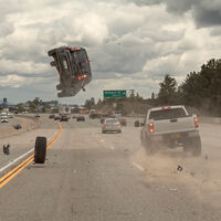 Este Kia salió volando, pero no tuvo la culpa. Es la fría prueba de que siempre hay que revisar el auto antes de salir a carretera 