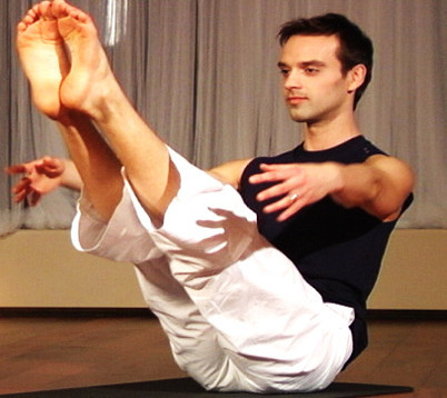 Simples ejercicios de yoga para fortalecer el abdomen