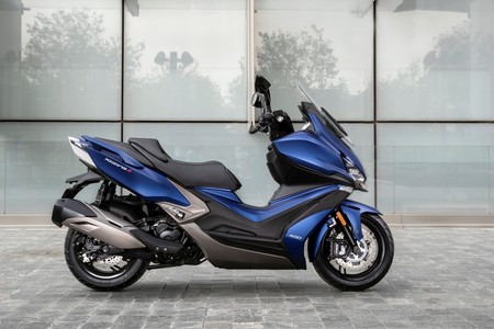 El Kymco Xciting S 400 llegará en septiembre por 6.399 euros y con un GPS específico para moto
