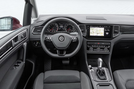 Volkswagen Golf Sportsvan 2018 13