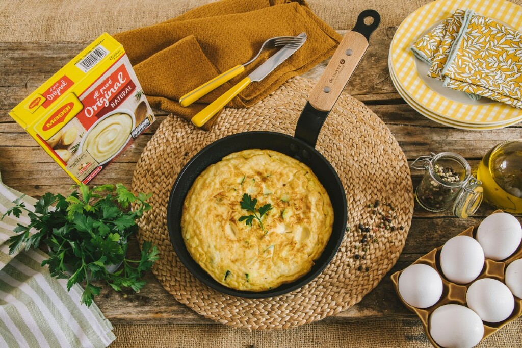 La receta de tortilla de patata y calabacín casera, fácil y rápida