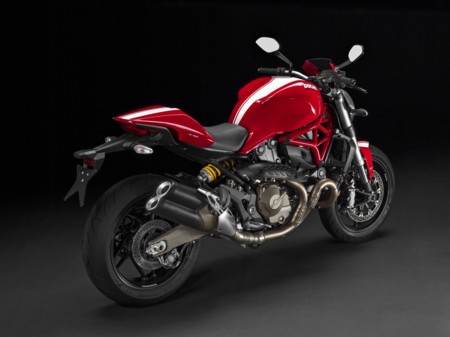 Ducati Monster 821 Stripe 03