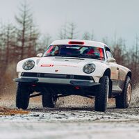 Un Porsche 911 listo para enfrentarse a los caminos más rudos y carreras exigentes