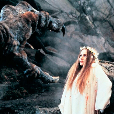 Como autor de Juego de Tronos, George R.R. Martin sabe mucho de dragones, y cree que el mejor de todos aparece en una peli de fantasía que a lo mejor no recuerdas 