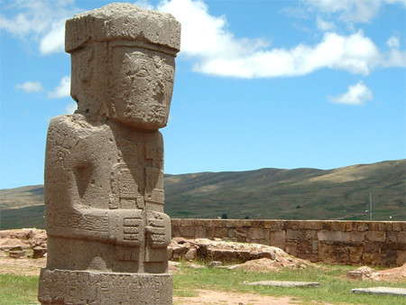 Tiwanaku Statue Der Moench