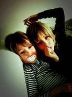 "Niño bebé, chupete y a la cuna"