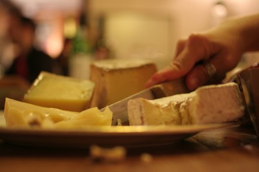 15 curiosidades sobre el queso que quizás desconoces y te encantará descubrir