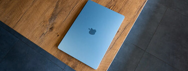 Se acaban las excusas para no comprar un MacBook Air M4: cae de precio el portátil de Apple, y no es en su configuración básica 