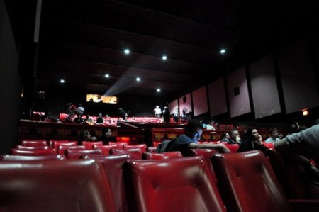 Anti-piratería en las salas de cine: una herramienta de espionaje y marketing pirata