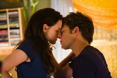 ¿La mejor manera de que Kristen Stewart y Robert Pattison vuelvan? Nada de sexo por un tiempo...