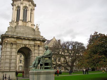 Un paseo por el Trinity College de Dublín