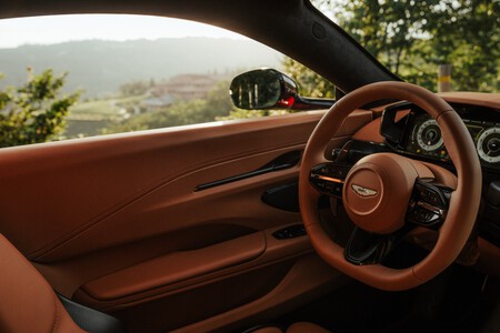 Aston Martin Vantage S prueba