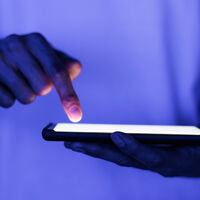 Incels, MGTOW, gurús de la seducción: así se extienden los antifeministas online y así promueven su mensaje entre los más jóvenes