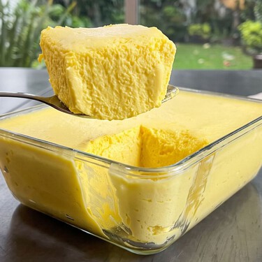 Cómo hacer una gelatina espumosa de mango con solo 3 ingredientes: queda deliciosa y en menos de 15 minutos 