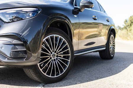 Mercedes Benz Glc 300 E 2025 006