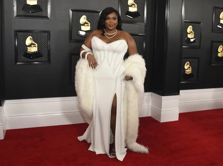 Estos han sido los mejores looks de la alfombra roja de los Premios Grammy 2020