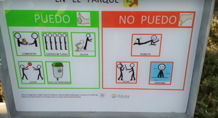 Los niños no pueden tener rabietas en el parque: el cartel de un recinto infantil de Almería que ha causado polémica en redes