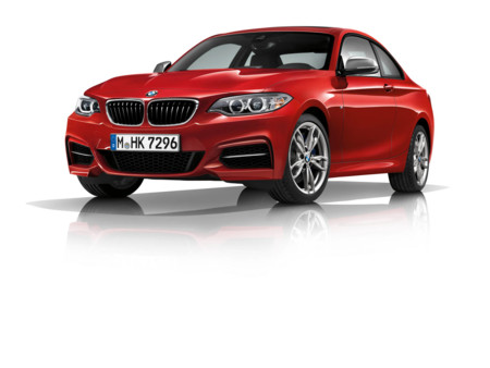 ¿Recuerdas los precios de los BMW M135i y M235i? Pues los nuevos cuestan lo mismo a pesar de tener más potencia y consumir menos