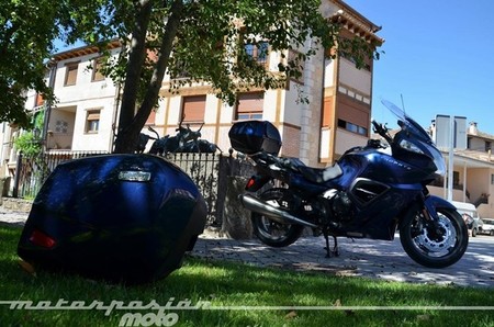 Triumph_Trophy_1200_SE