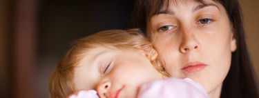 El trabajo invisible de las madres: el que nadie ve, pocos valoran y tanto nos agota