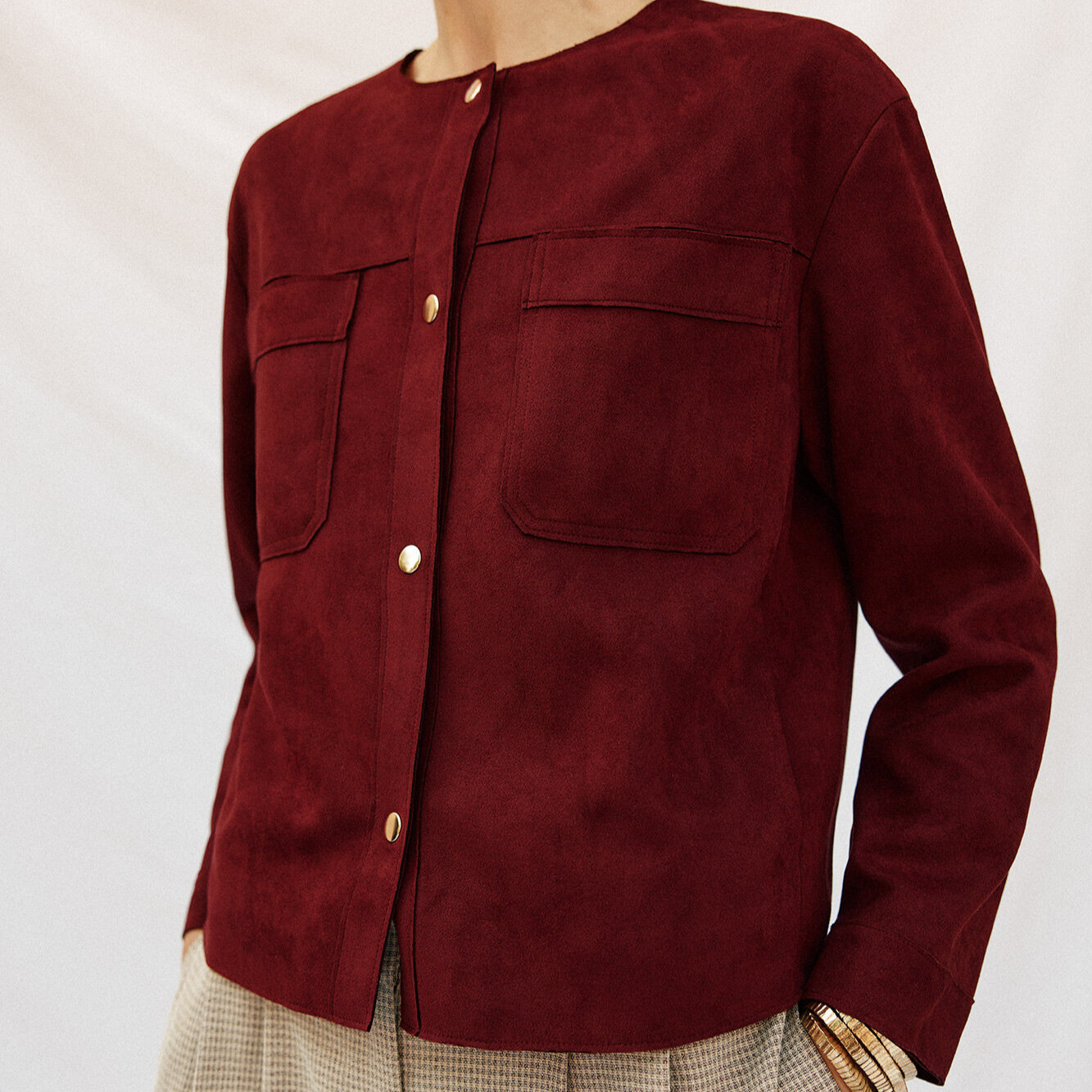 
Cortefiel
Cazadora efecto piel
