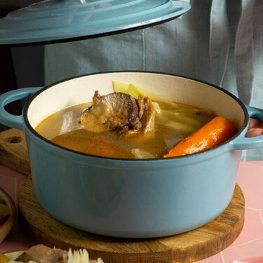 El inesperado ingrediente con el que esta chef mejora las legumbres, caldos y sopas: “¿Por qué querrías usar solo agua?” 