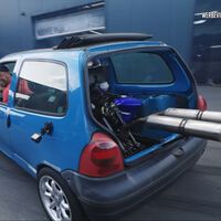 Un Renault Twingo con motor de Yamaha R1: festival de drift  en vídeo a razón de 200 CV
